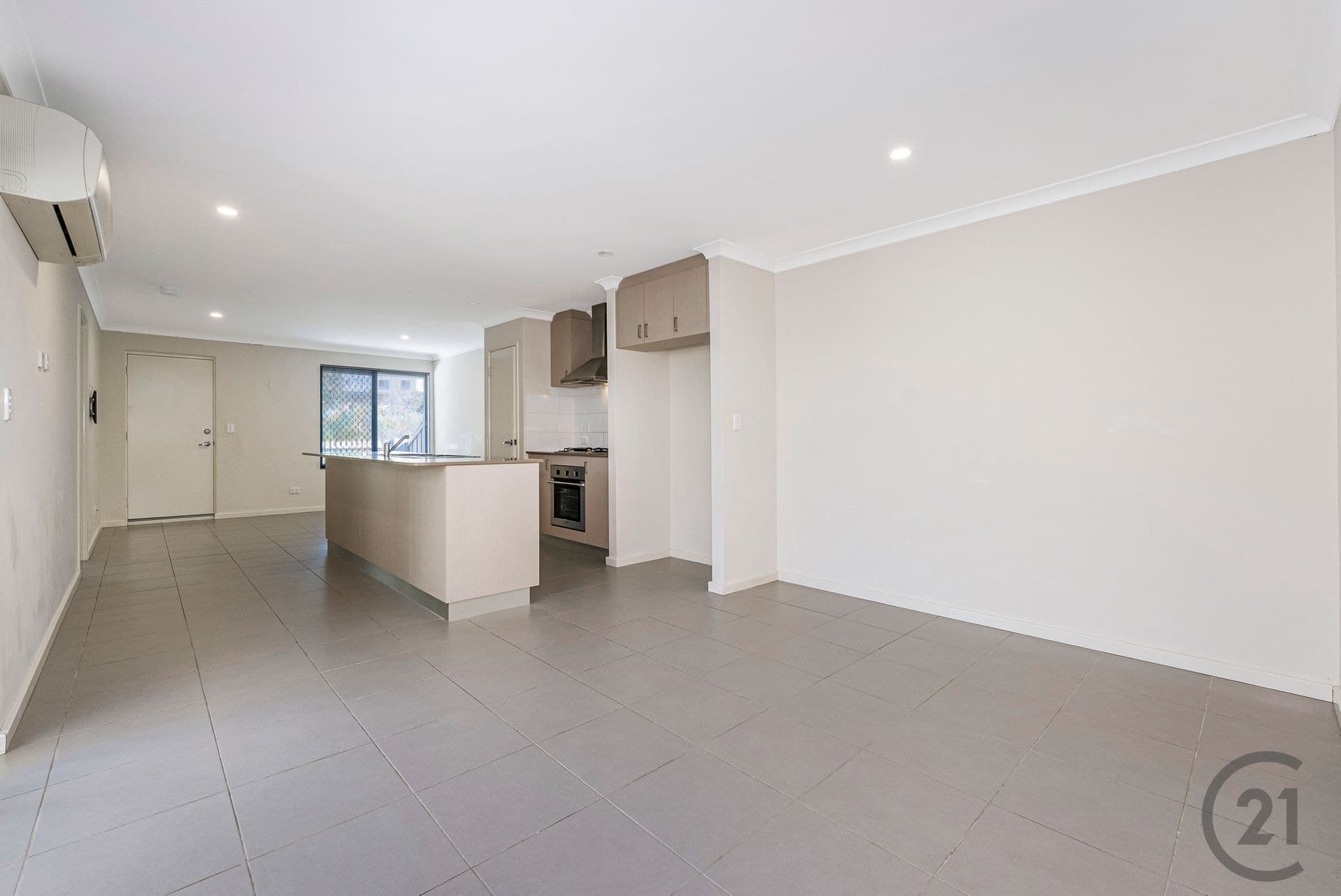 11 Tamarind Lane, Halls Head, WA, 6210, Halls Head - Thumbnail 5