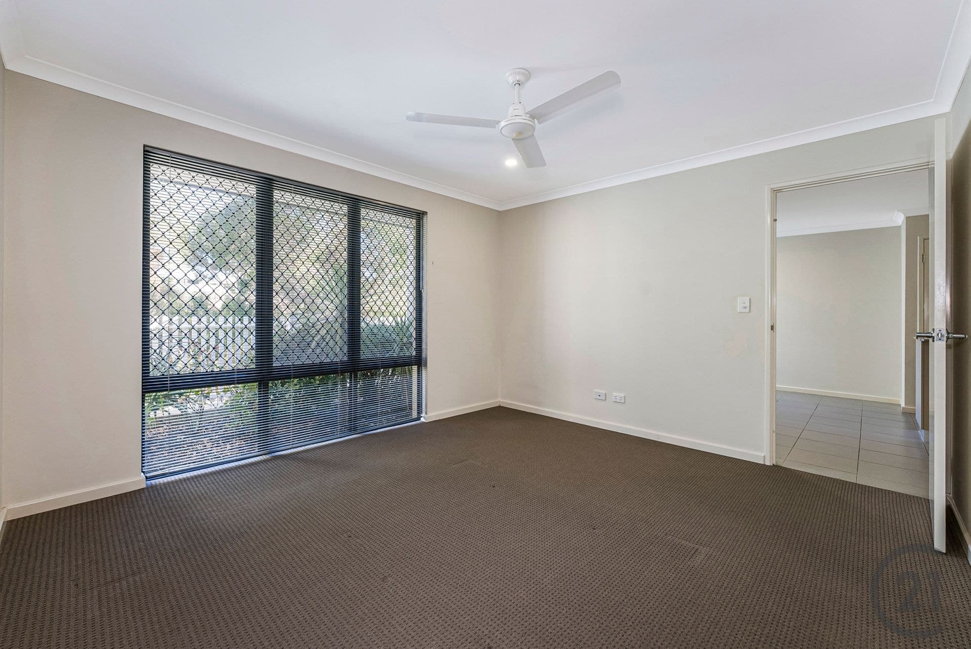11 Tamarind Lane, Halls Head, WA, 6210, Halls Head - Thumbnail 6