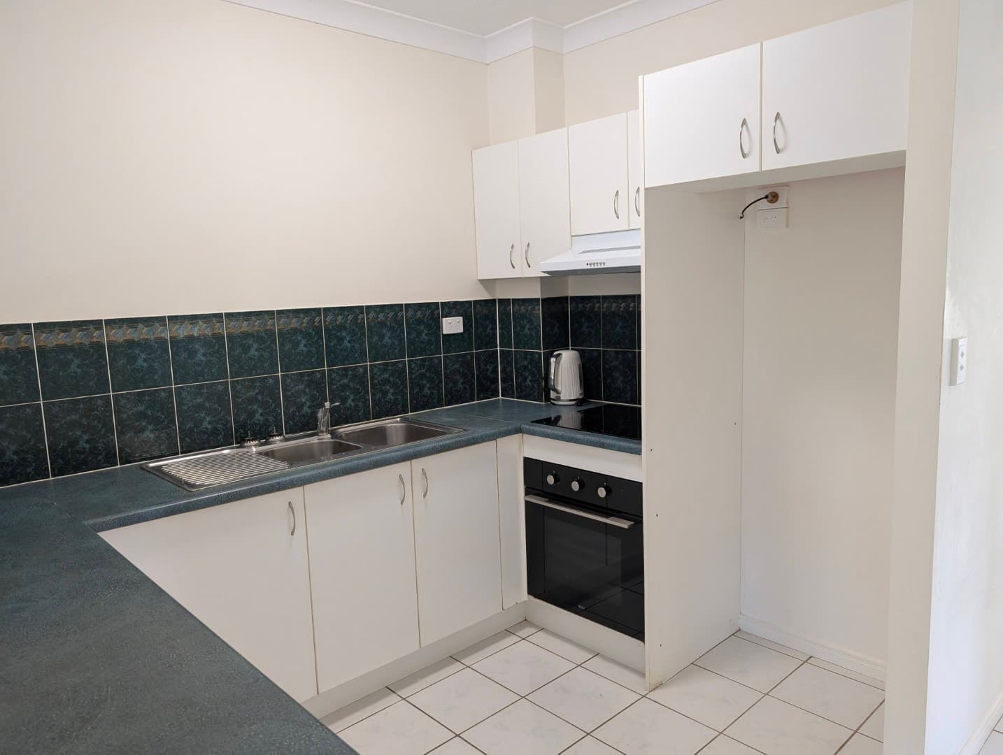 3/201 McLeod Street, Cairns North - Thumbnail 3