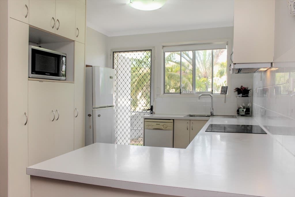 27 Ives Street, Kirwan, QLD, 4817, Kirwan - Thumbnail 4