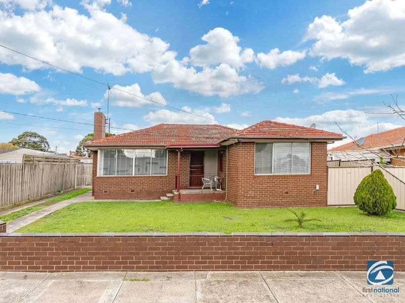 18 Newham Crescent, Dallas VIC 3047, Dallas - Image 1