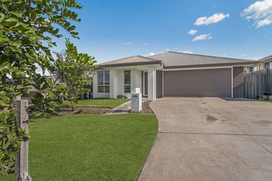 3 Silkstone Street, Farley NSW 2320, Farley - Image 1
