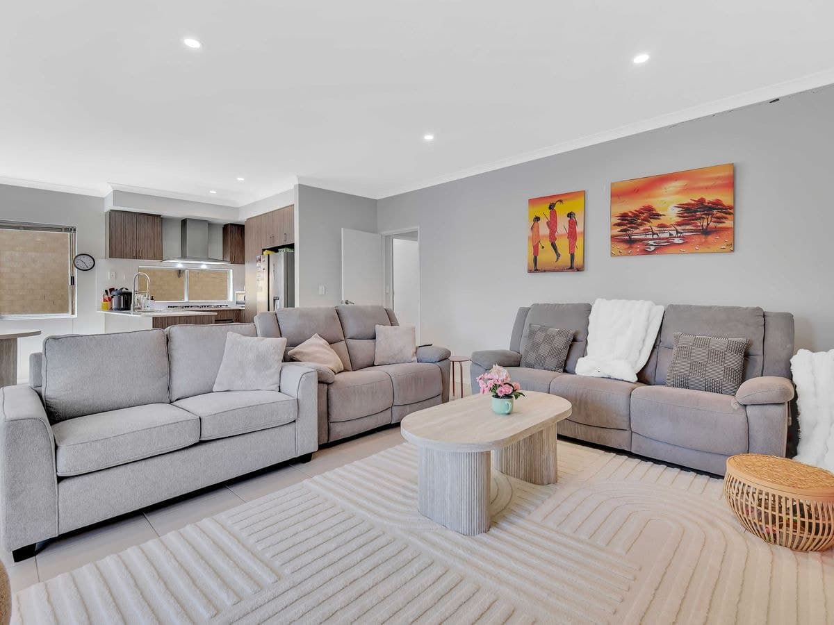 52 Addington Loop, Piara Waters, Piara Waters - Image 1