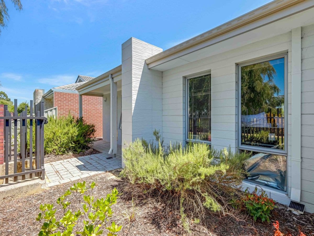 52 Addington Loop, Piara Waters, Piara Waters - Thumbnail 2