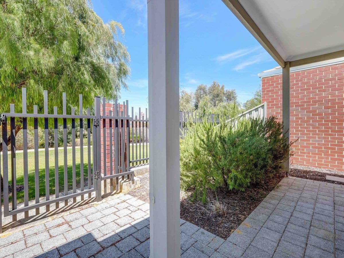 52 Addington Loop, Piara Waters, Piara Waters - Thumbnail 3