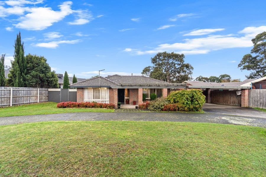 4 Parkwood Way, Traralgon VIC 3844, Traralgon - Image 1