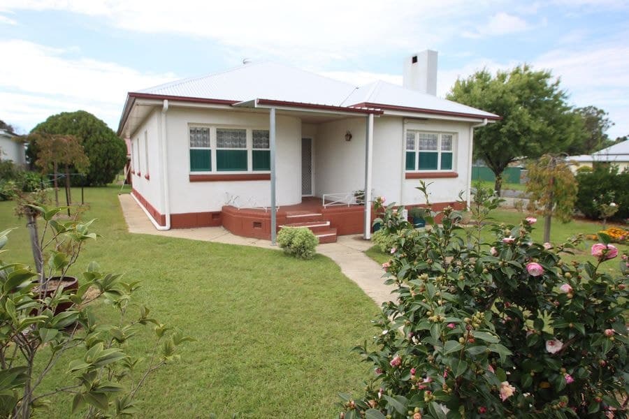 107 Rouse Street, Tenterfield NSW 2372, Tenterfield - Image 1