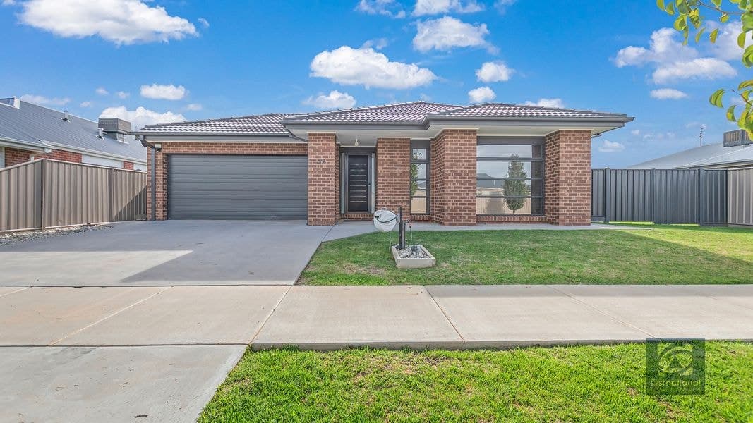 22 Lincoln Crescent, Echuca VIC 3564, Echuca - Image 1