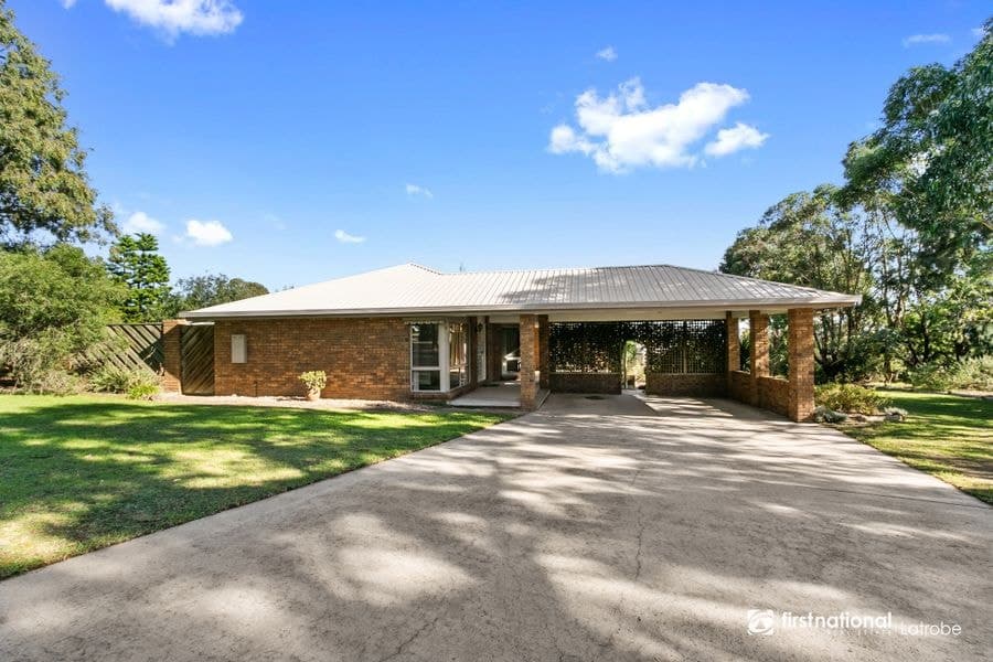 10 Forest Hill Close, Traralgon VIC 3844, Traralgon - Image 1