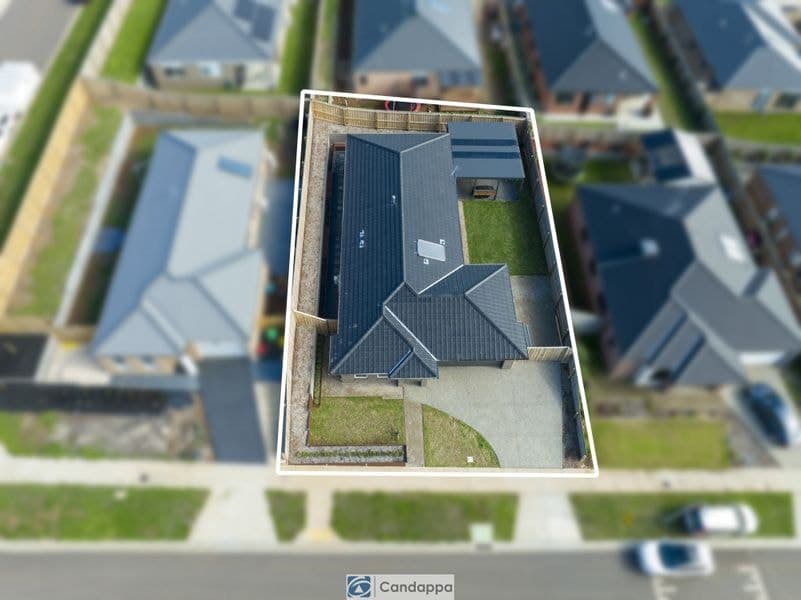 10 Wakeful Crescent, Drouin VIC 3818, Drouin - Image 1