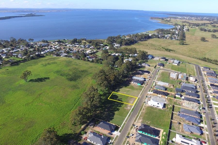 25 Houghton Crescent, Eagle Point VIC 3878, Eagle Point - Image 1
