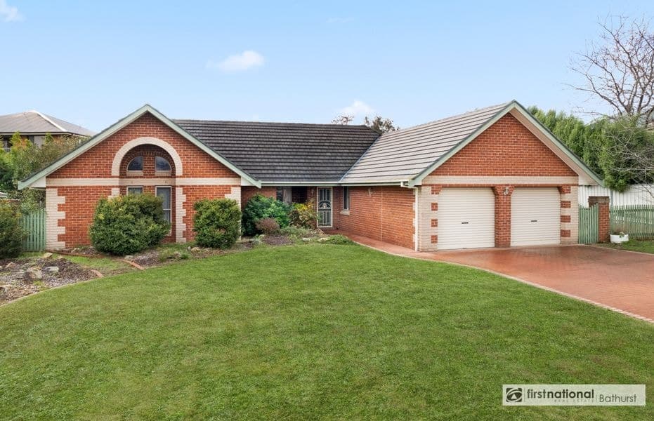 7 Charles Place, Kelso NSW 2795, Kelso - Image 1