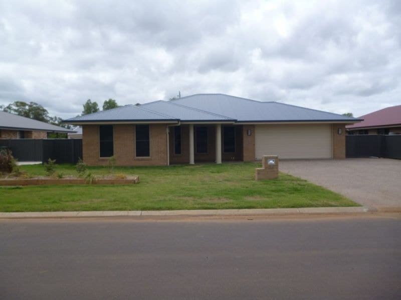 7 Layne Cres, Chinchilla QLD 4413, Chinchilla - Image 1