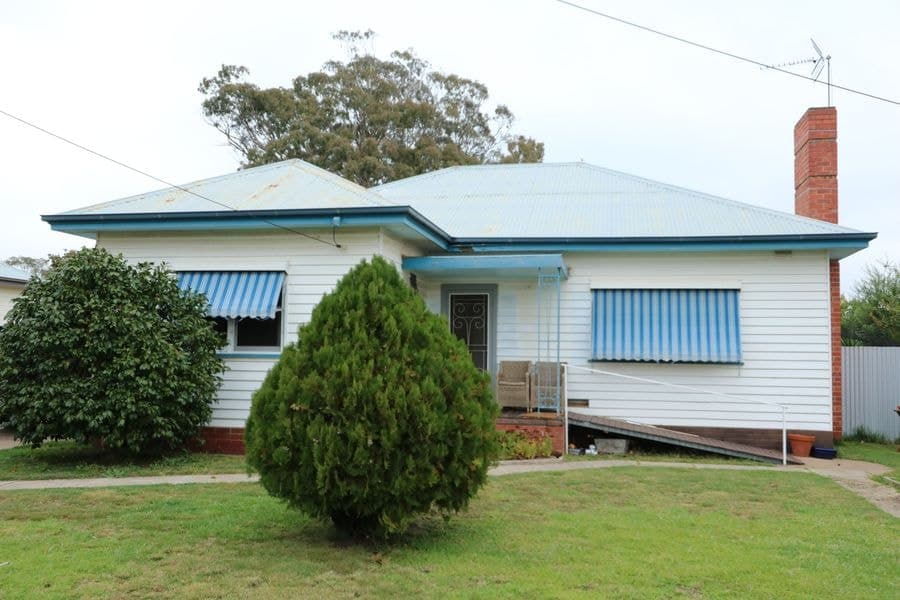 221 High Street, Avoca VIC 3467, Avoca - Image 1