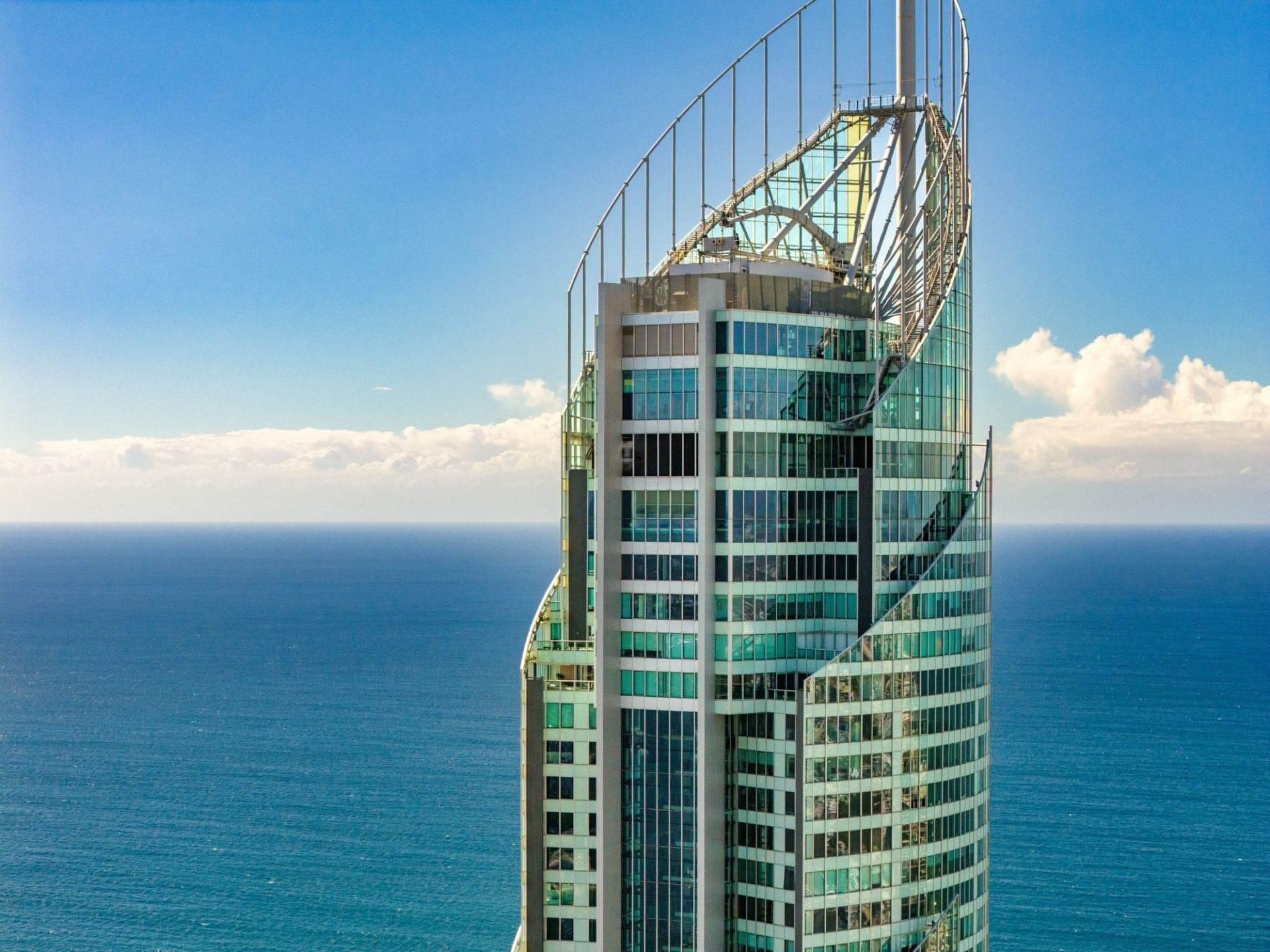 Level 72/7201/9 Hamilton Avenue, Surfers Paradise - Image 1