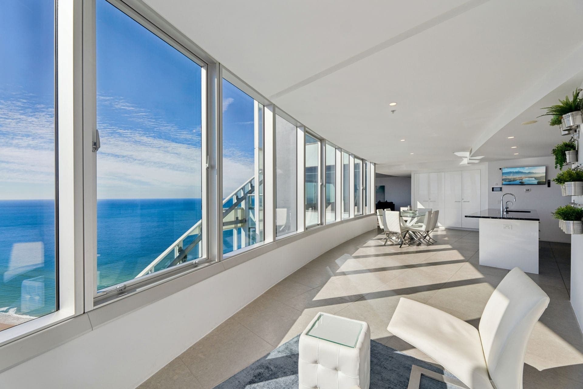 Level 72/7201/9 Hamilton Avenue, Surfers Paradise - Thumbnail 5