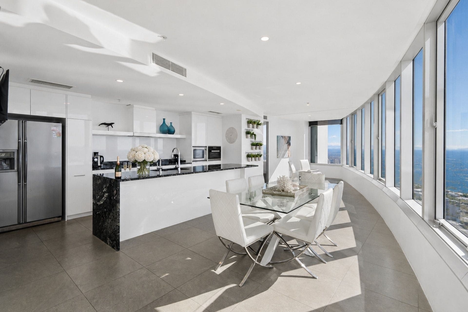 Level 72/7201/9 Hamilton Avenue, Surfers Paradise - Thumbnail 6