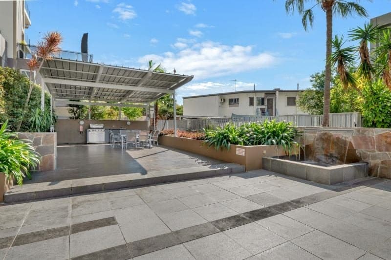2/56 Stanhill Drive, Chevron Island - Thumbnail 8