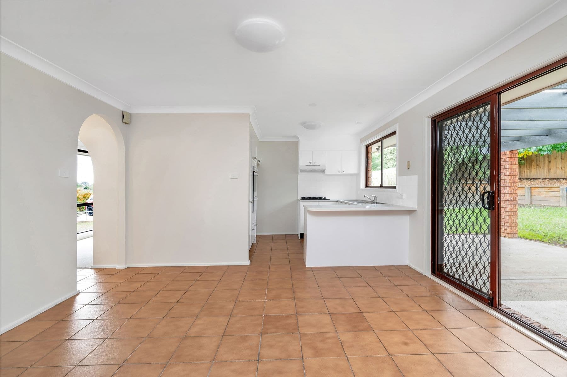 24 Paul Crescent, Moss Vale NSW 2577, Moss Vale - Thumbnail 8