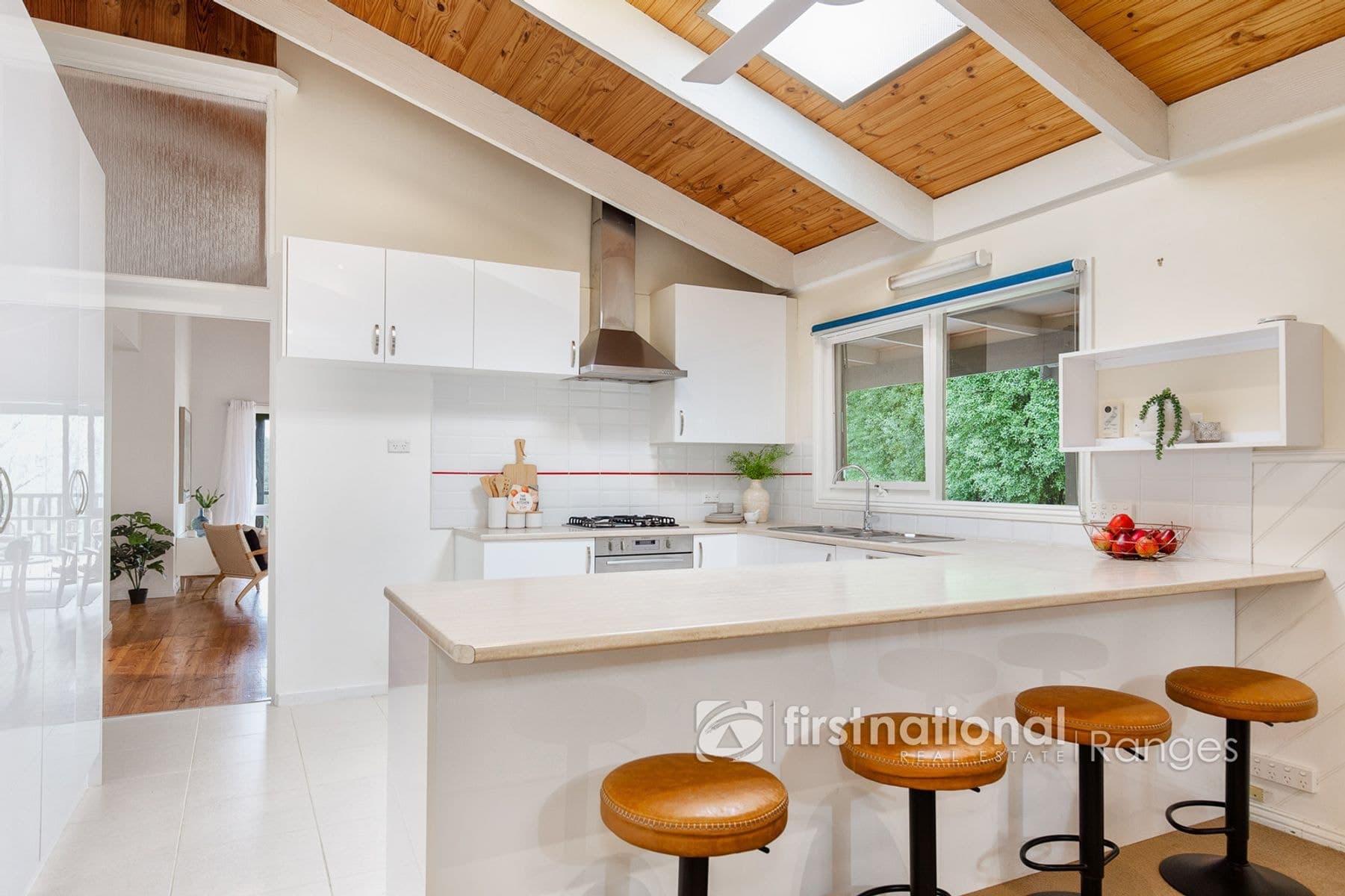 16 Fairway Road, Emerald VIC 3782, Emerald - Thumbnail 4