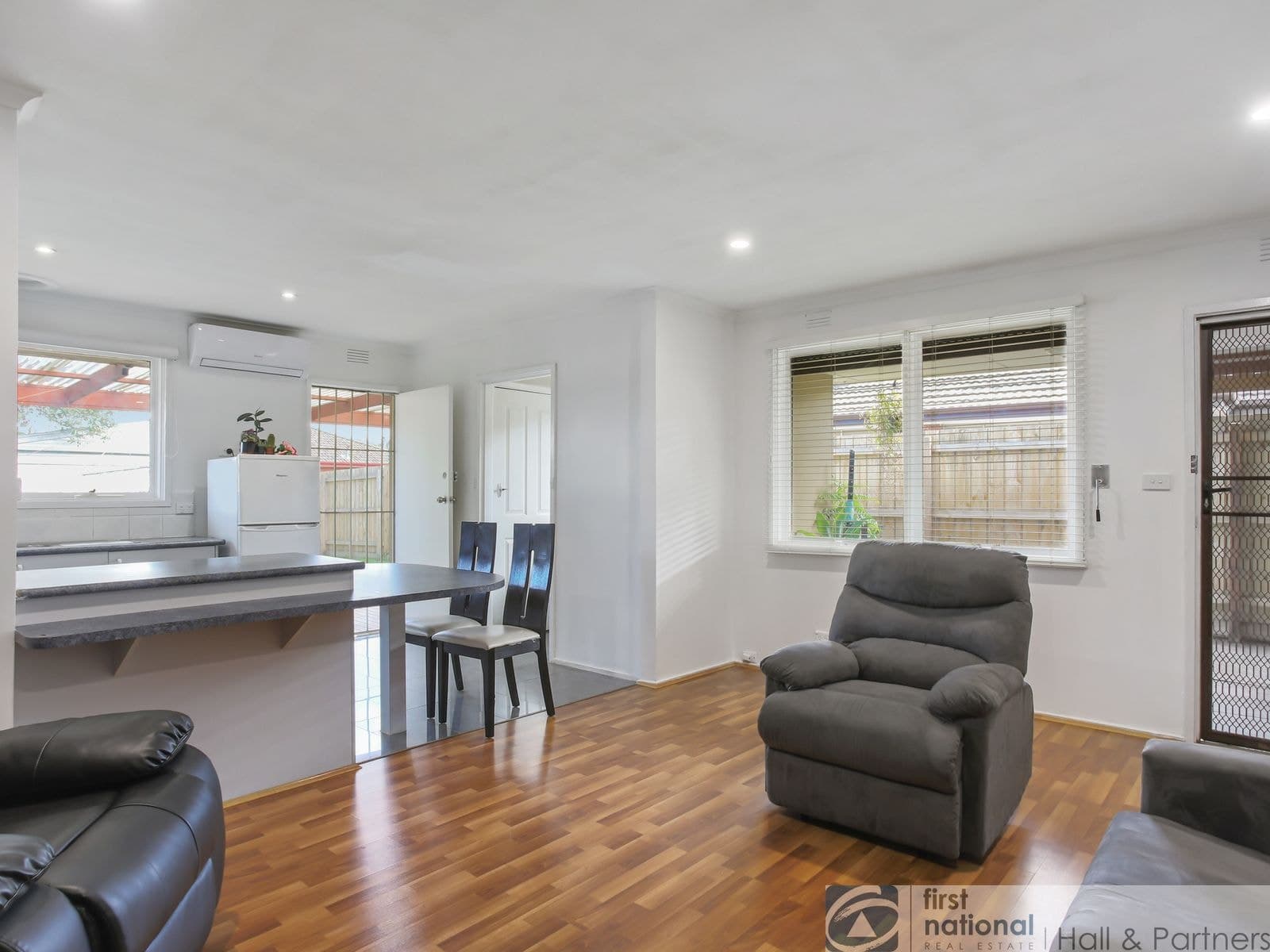1/16 Third Avenue, Dandenong North VIC 3175, Dandenong North - Thumbnail 2