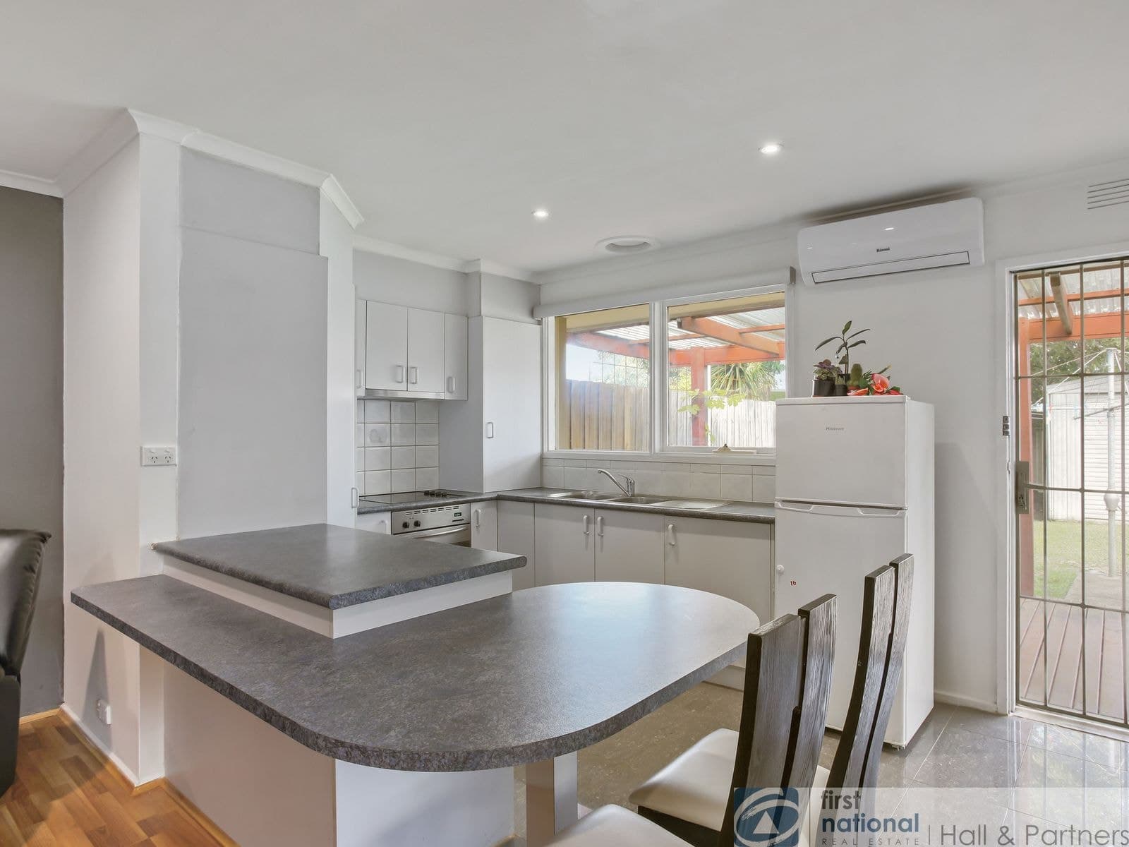 1/16 Third Avenue, Dandenong North VIC 3175, Dandenong North - Thumbnail 4