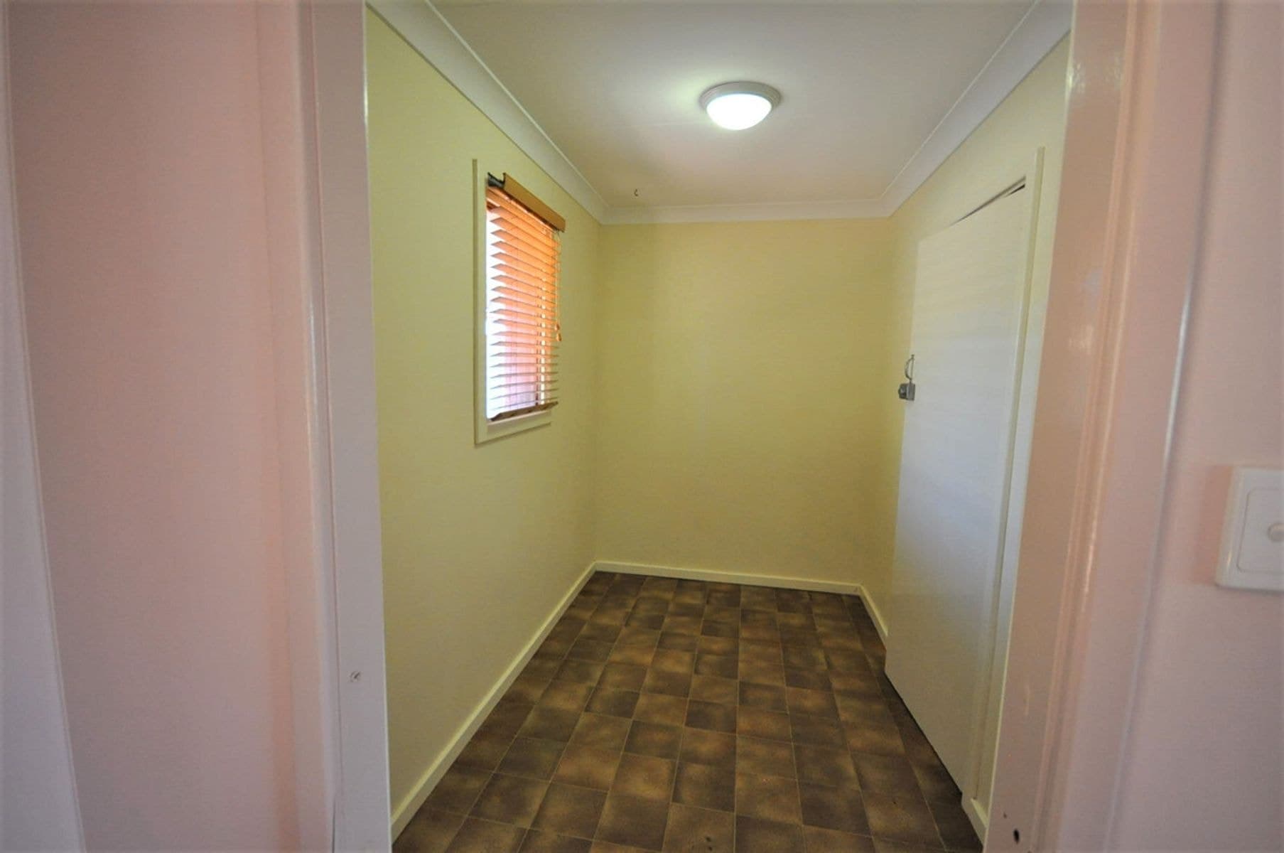 16 Selman Avenue, Newman WA 6753, Newman - Thumbnail 5