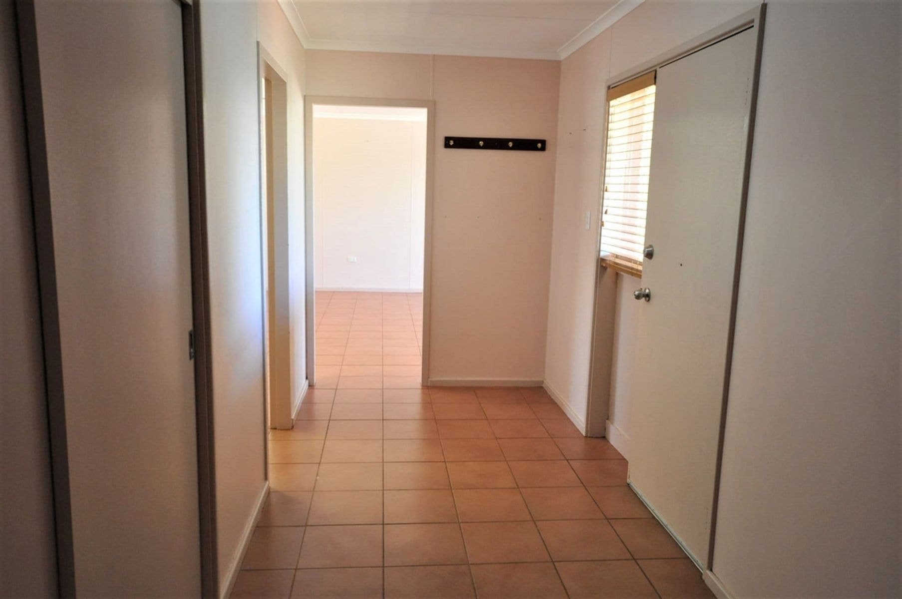 16 Selman Avenue, Newman WA 6753, Newman - Thumbnail 6
