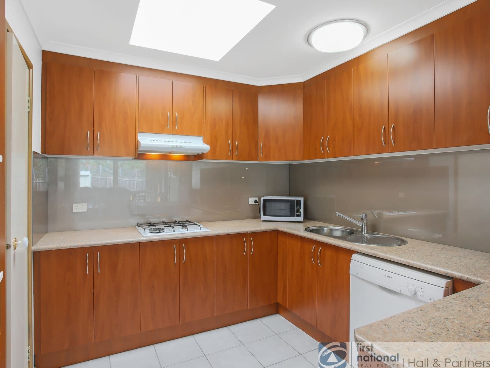 4 Cornell Place, Hampton Park VIC 3976, Hampton Park - Thumbnail 5