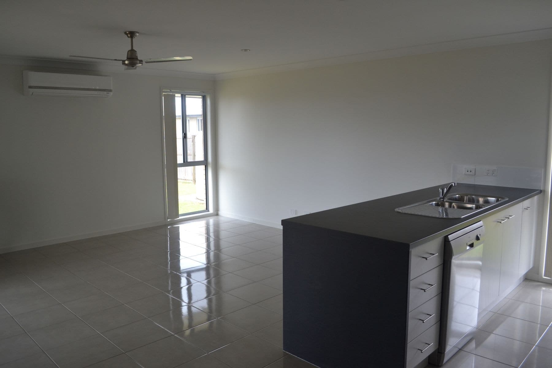 17 Halifax Place, Rural View QLD 4740, Rural View - Thumbnail 3