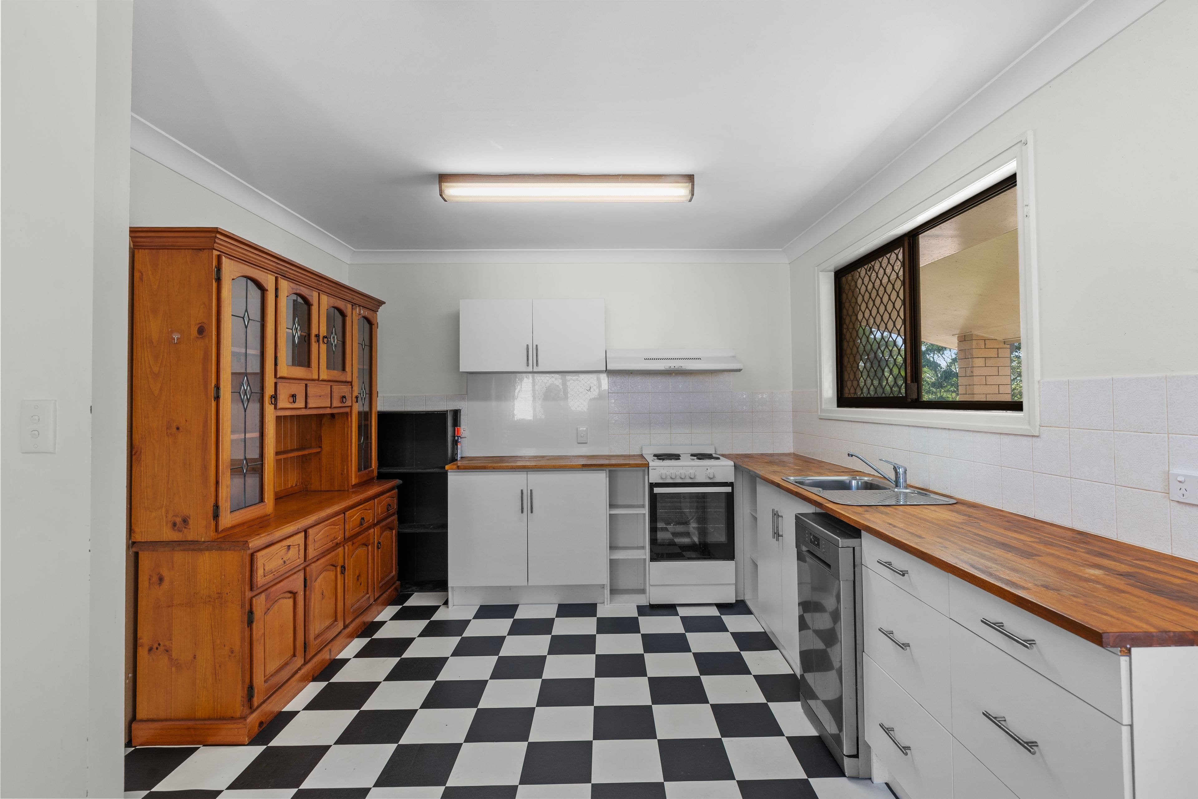 10 Glasgow Street, Gympie QLD 4570, Gympie - Thumbnail 3