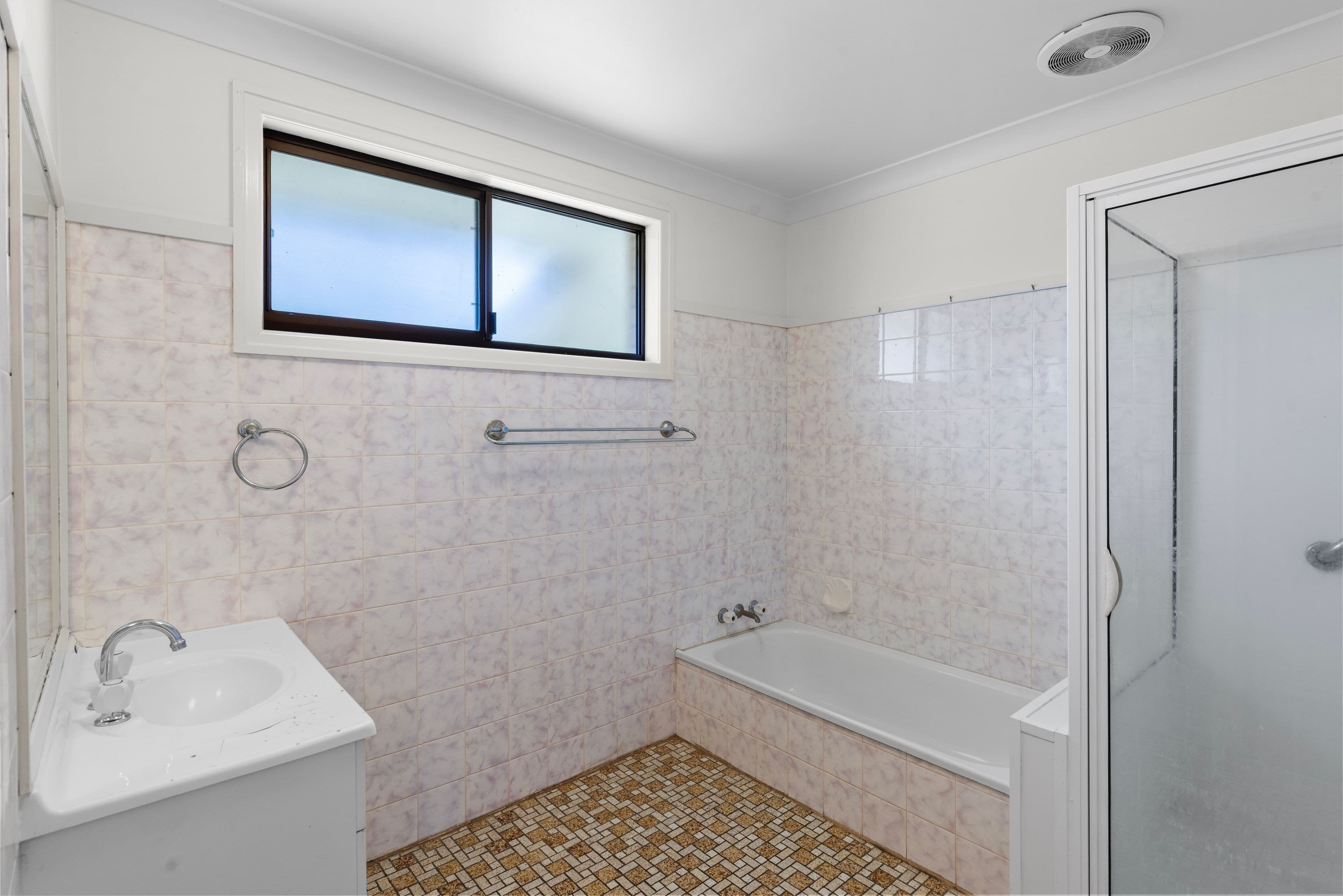 10 Glasgow Street, Gympie QLD 4570, Gympie - Thumbnail 5