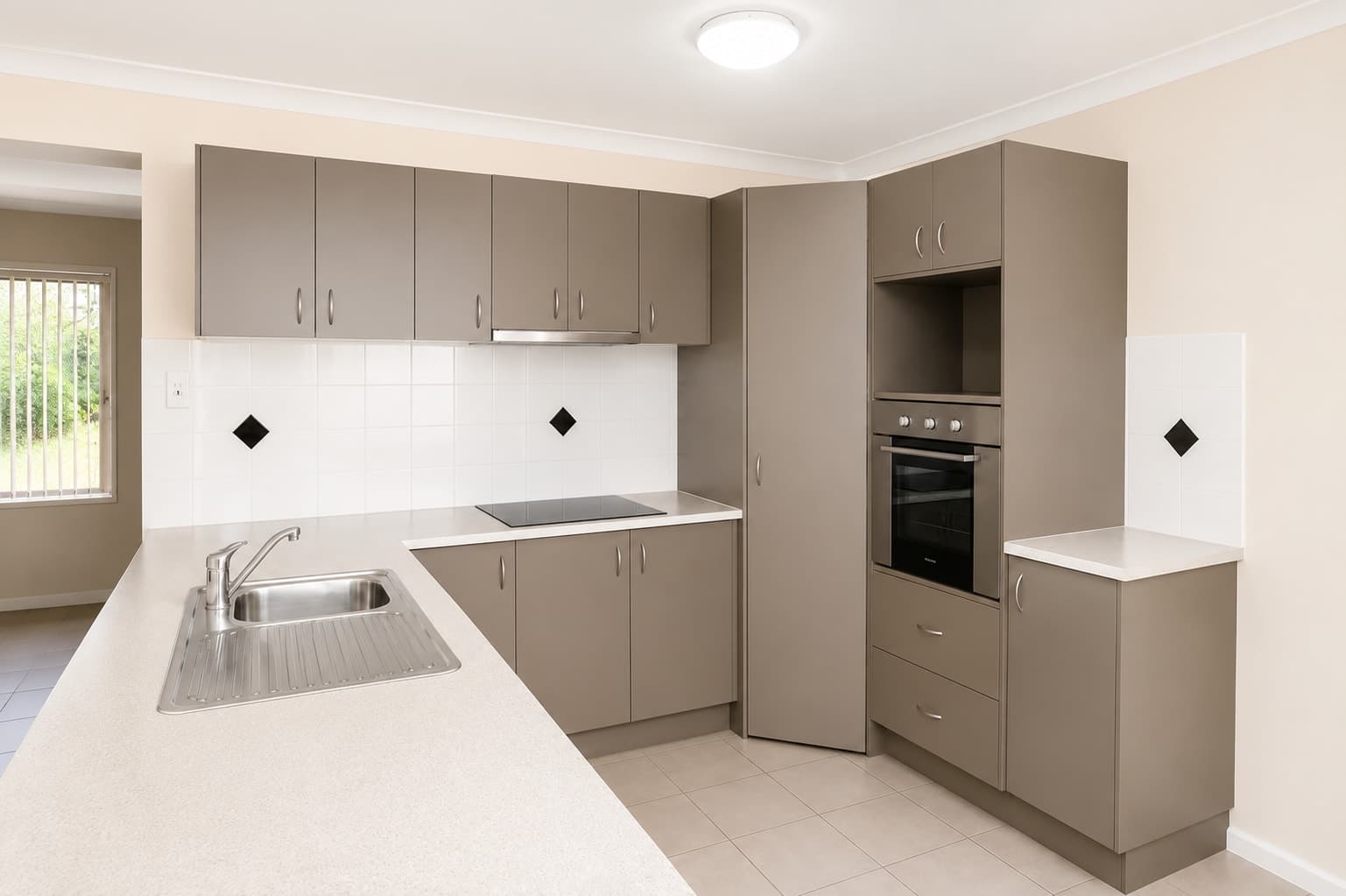20 Patsy Crescent, Redbank Plains QLD 4301, Redbank Plains - Thumbnail 2