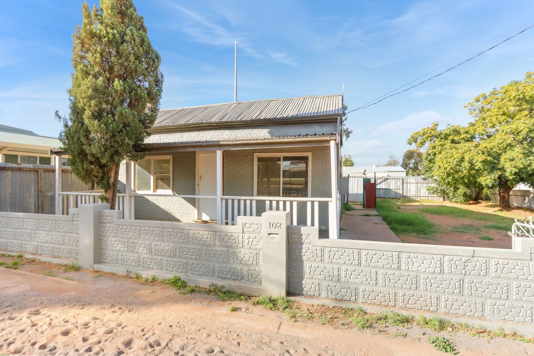 102 Kaolin Street, Broken Hill NSW 2880, Broken Hill - Image 1