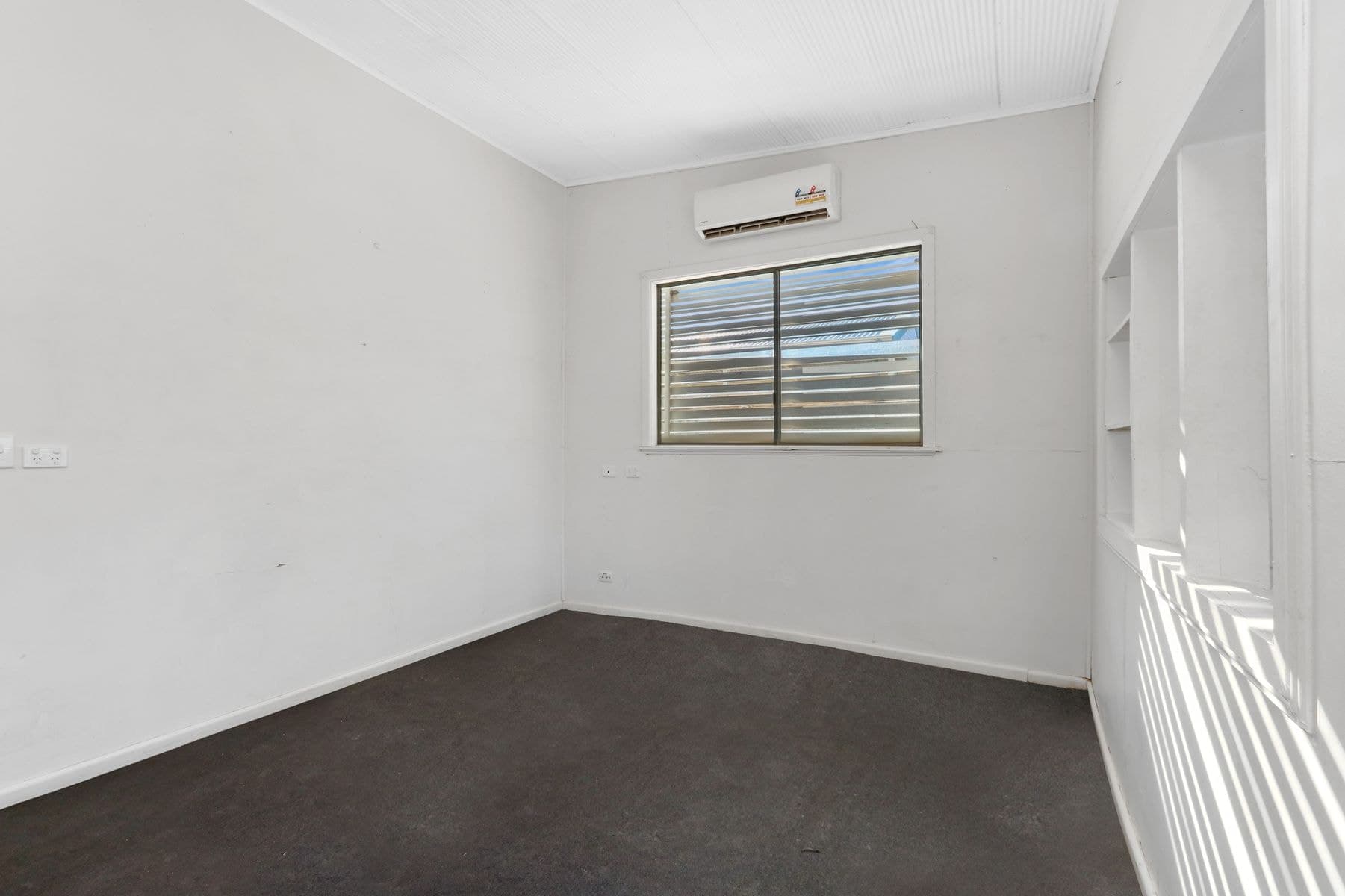 102 Kaolin Street, Broken Hill NSW 2880, Broken Hill - Thumbnail 4