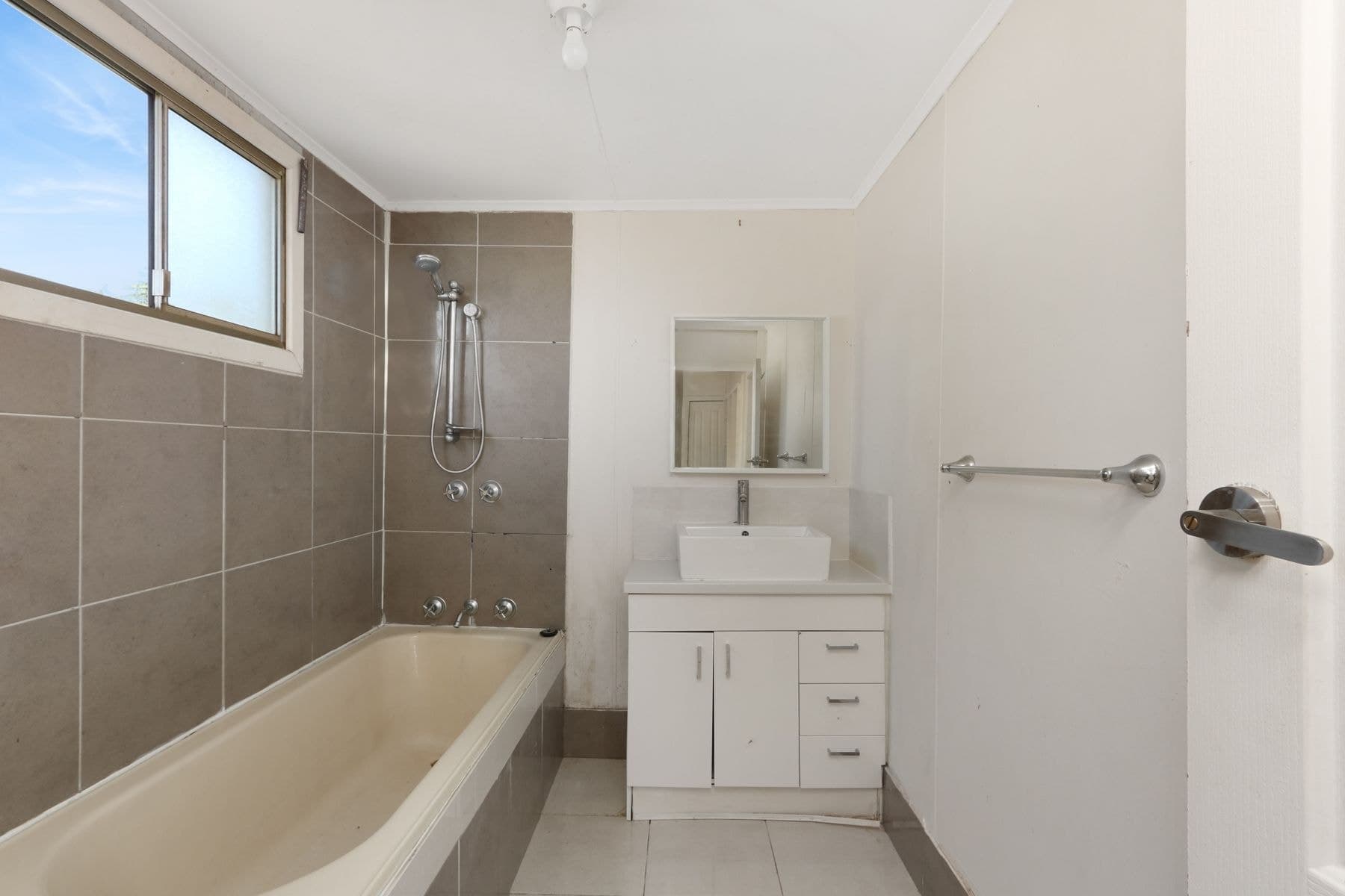 102 Kaolin Street, Broken Hill NSW 2880, Broken Hill - Thumbnail 8