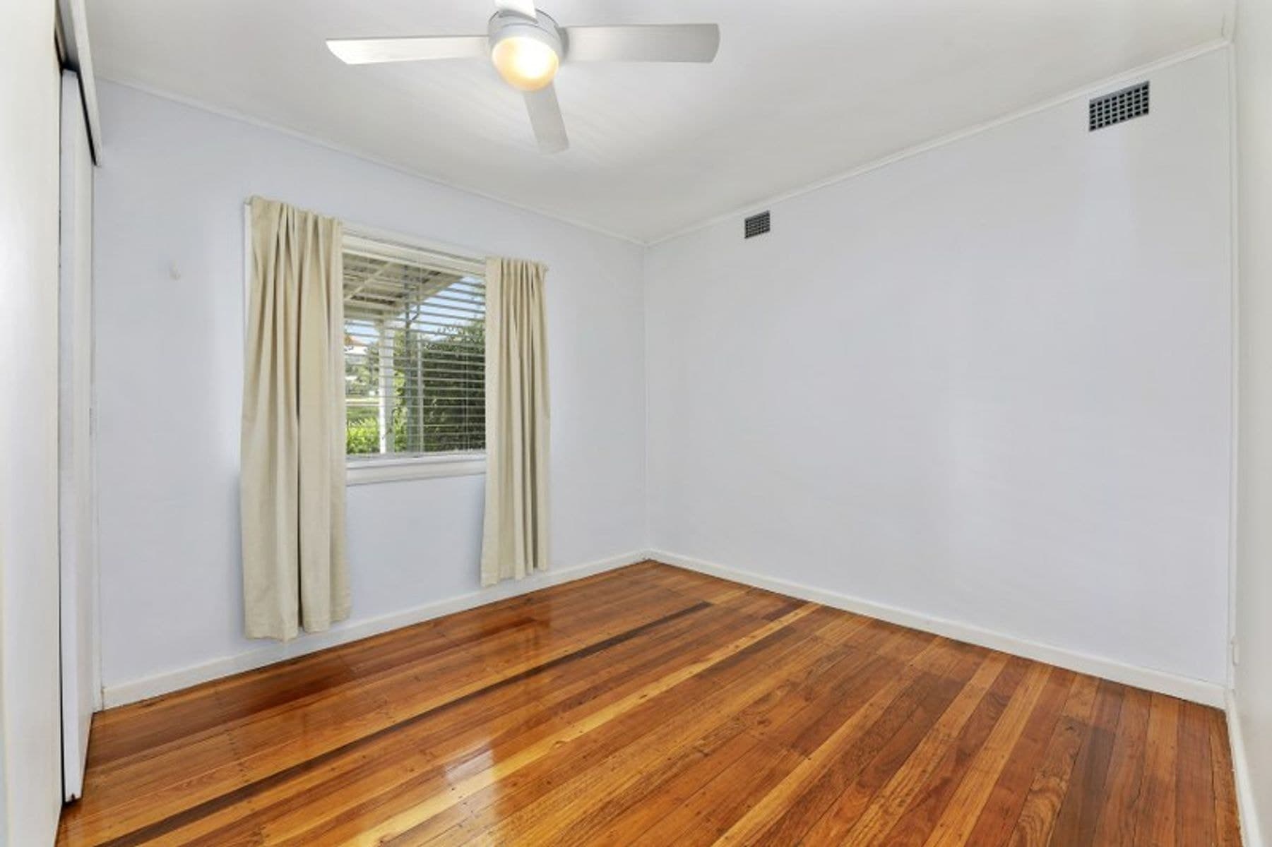 13 Napier Street, Tamworth NSW 2340, Tamworth - Thumbnail 7
