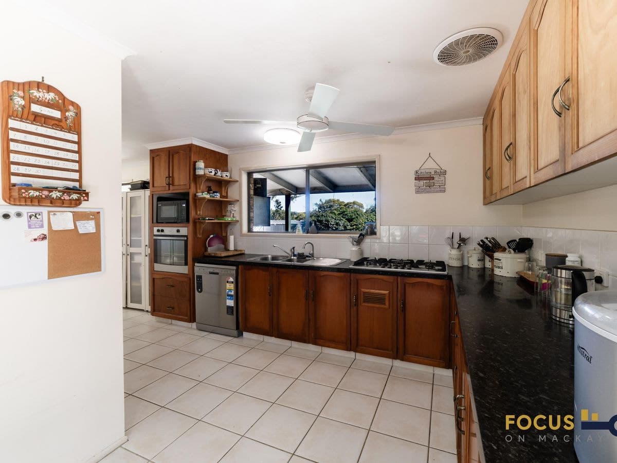 631 Cape Hillsborough Road, Cape..., Cape.. - Thumbnail 5