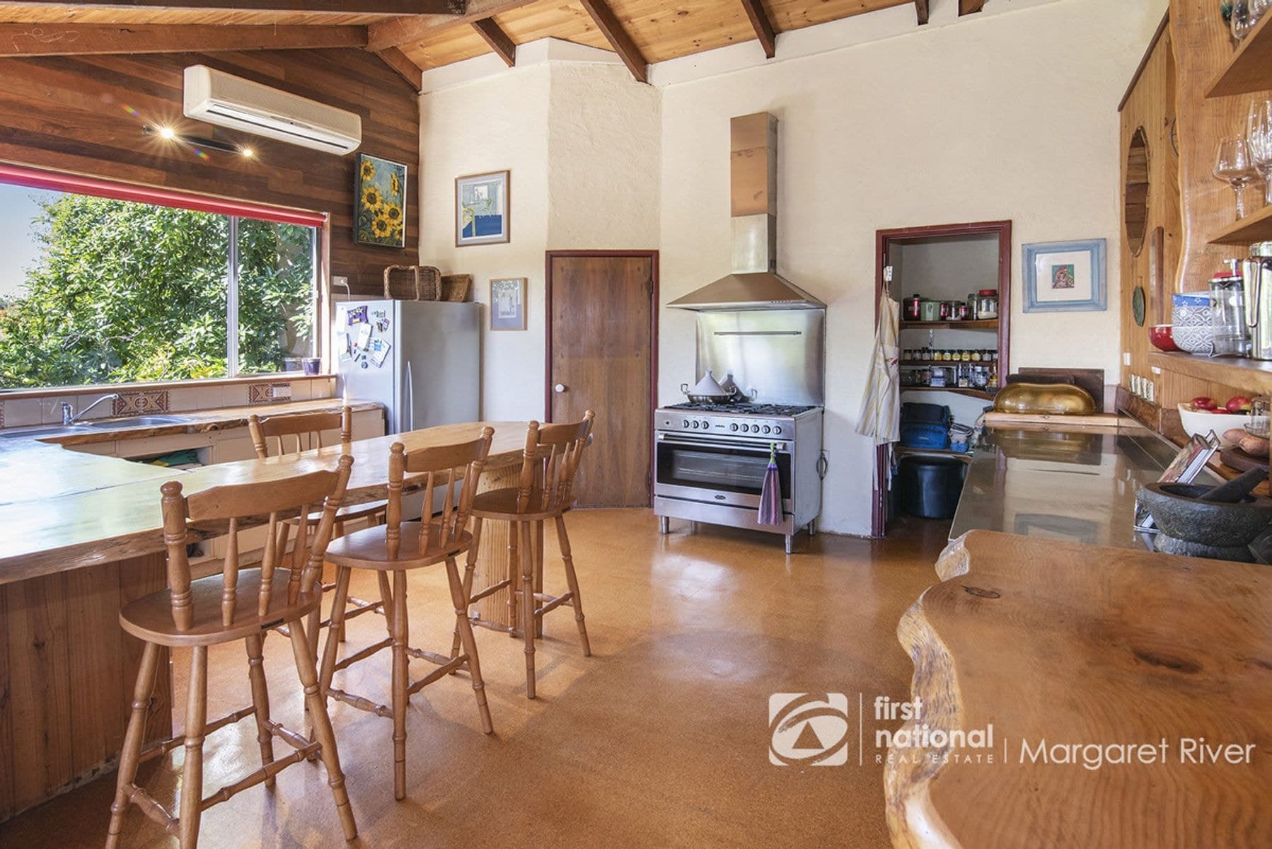 8 Stewart Street, Margaret River WA 6285, Margaret River - Thumbnail 2