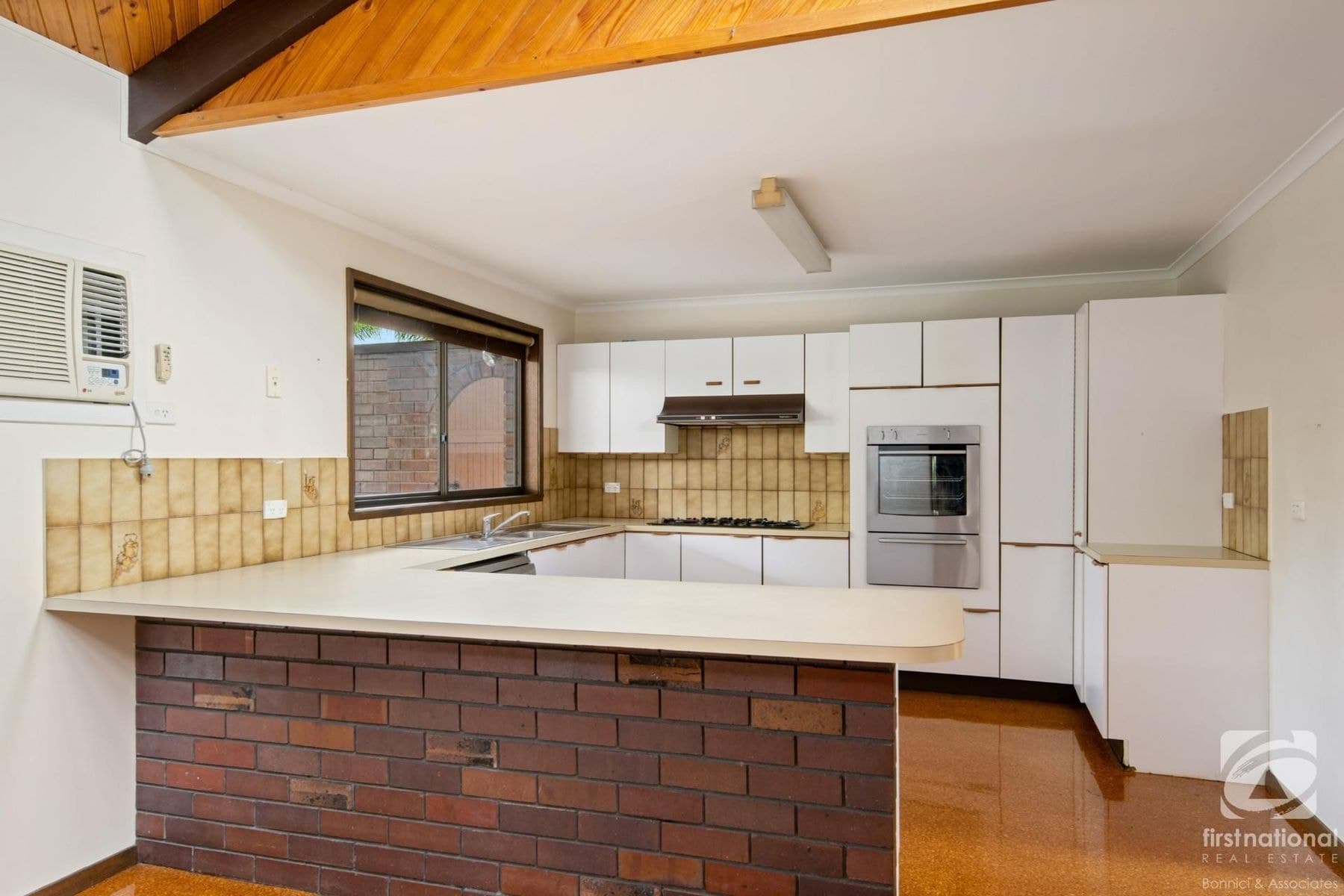 52 Huon Creek Road, Wodonga VIC 3690, Wodonga - Thumbnail 4