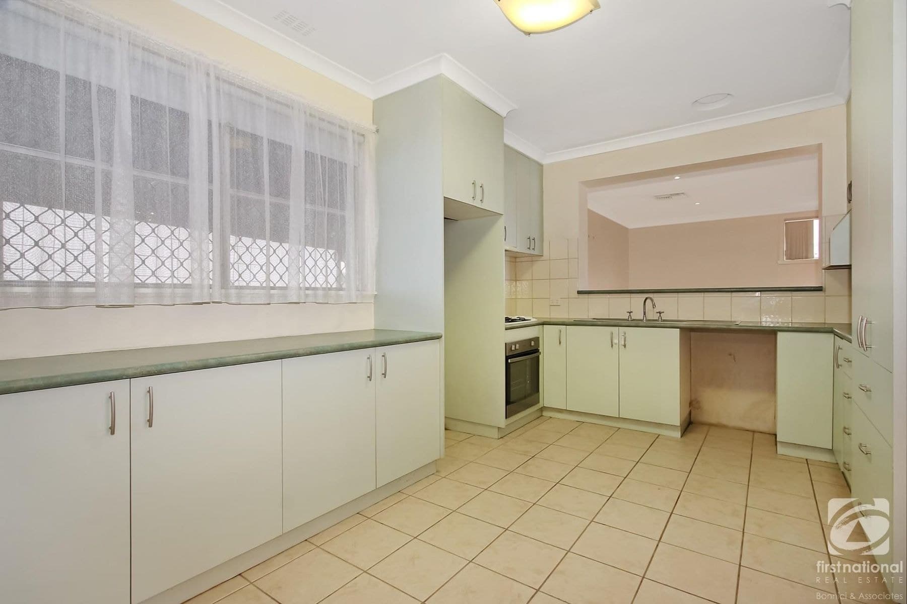22 Pearce Street, Wodonga VIC 3690, Wodonga - Thumbnail 5