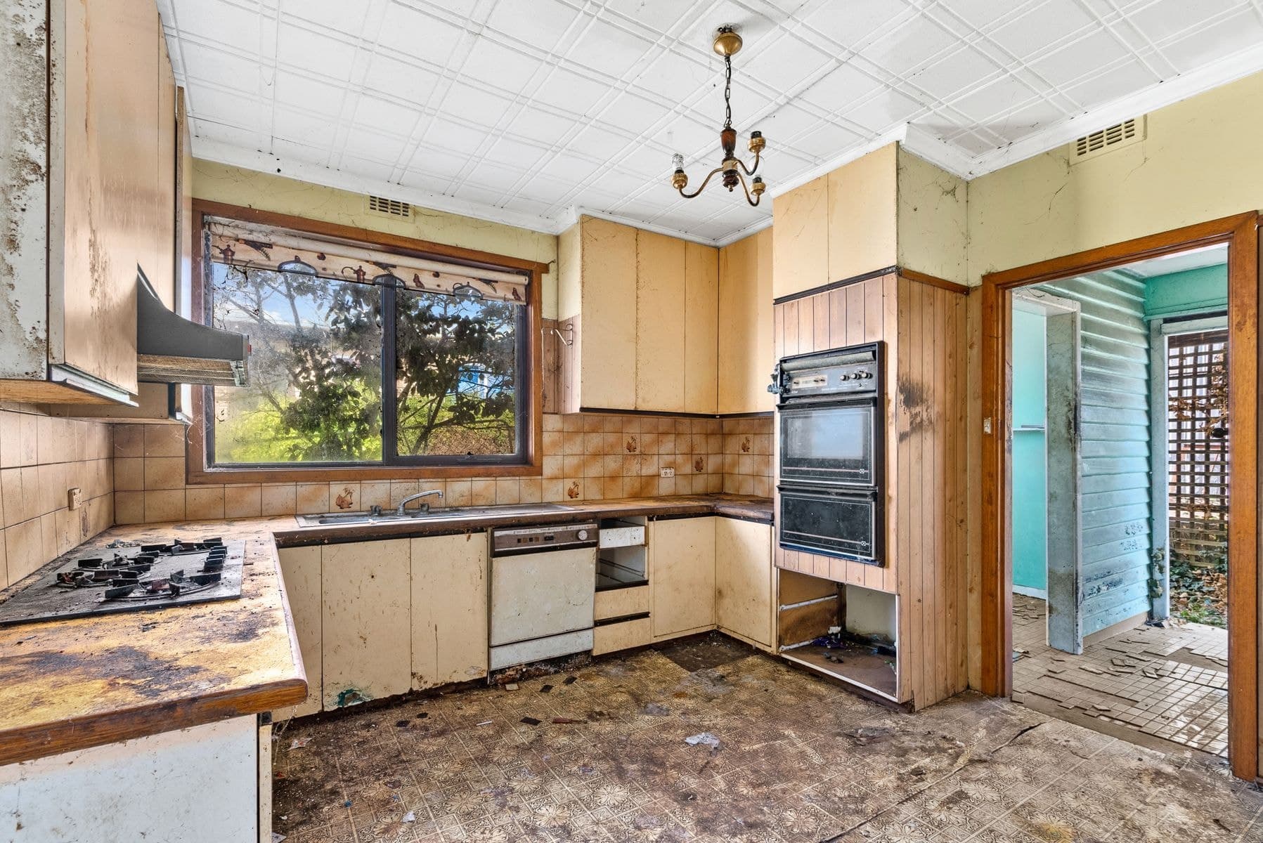 13 Evans Street, Morwell VIC 3840, Morwell - Thumbnail 4