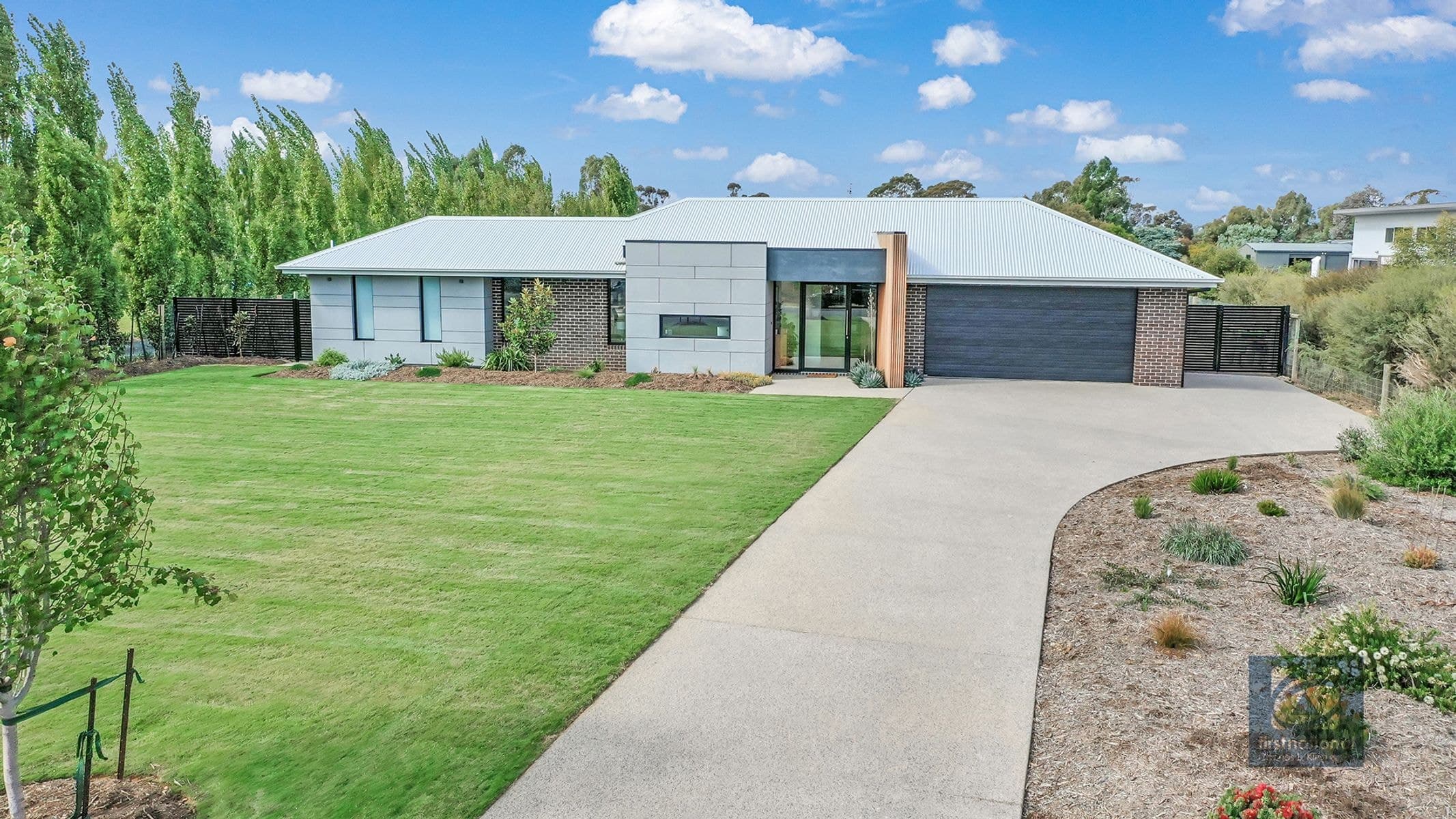 37 Pinerate Place, Echuca VIC 3564, Echuca - Thumbnail 2