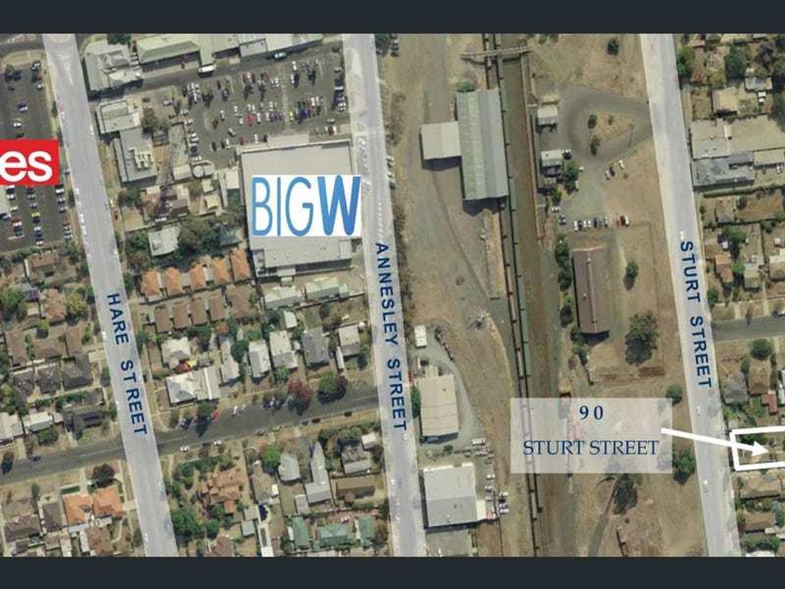 90 Sturt Street, Echuca VIC 3564, Echuca - Thumbnail 2