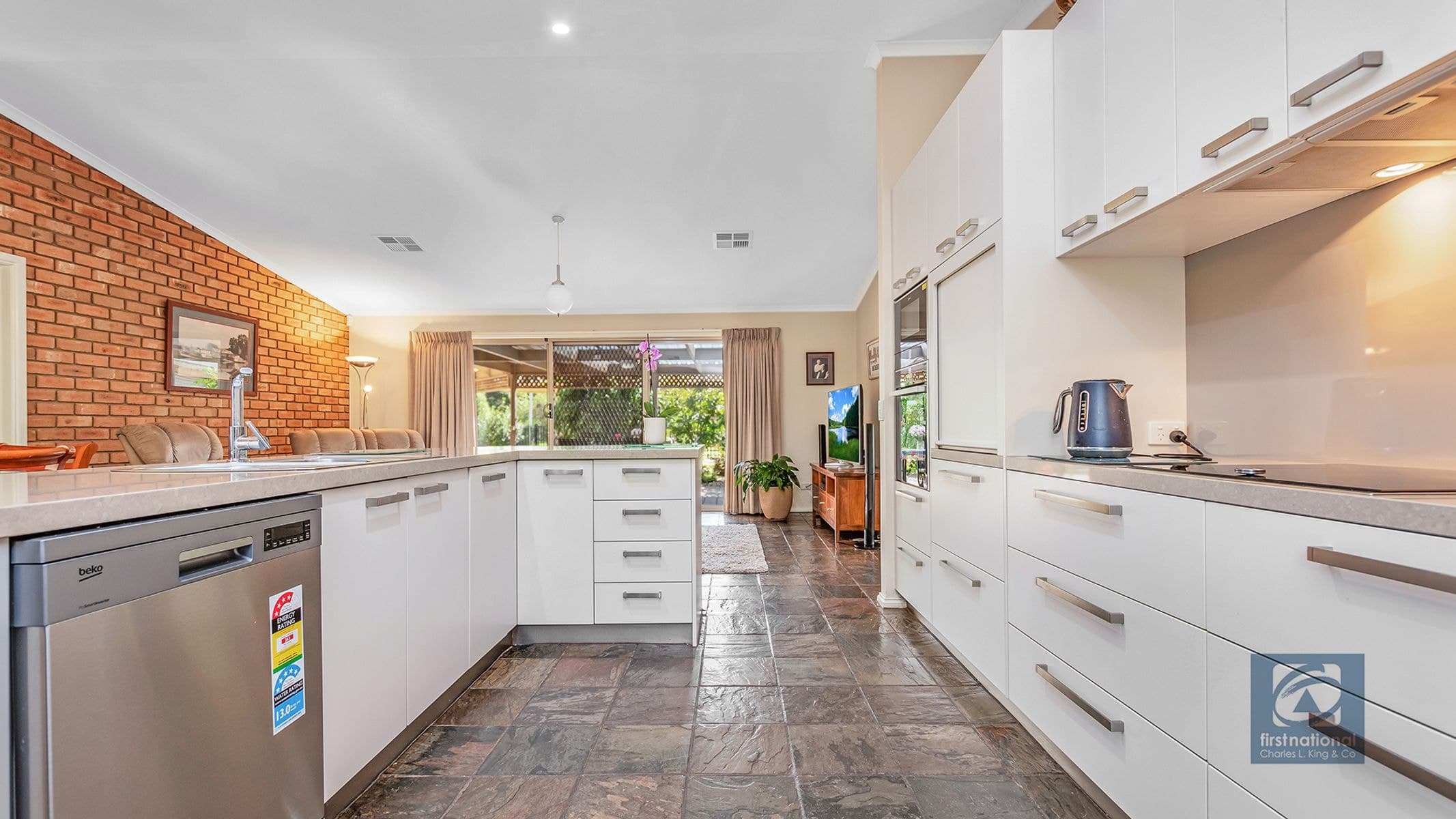 195 Wharparilla Drive, Echuca VIC 3564, Echuca - Thumbnail 8