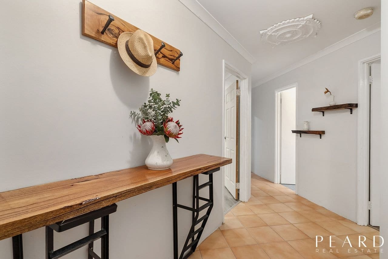 15 Hamlet Pass, Jane Brook, WA 6056, Jane Brook - Thumbnail 2