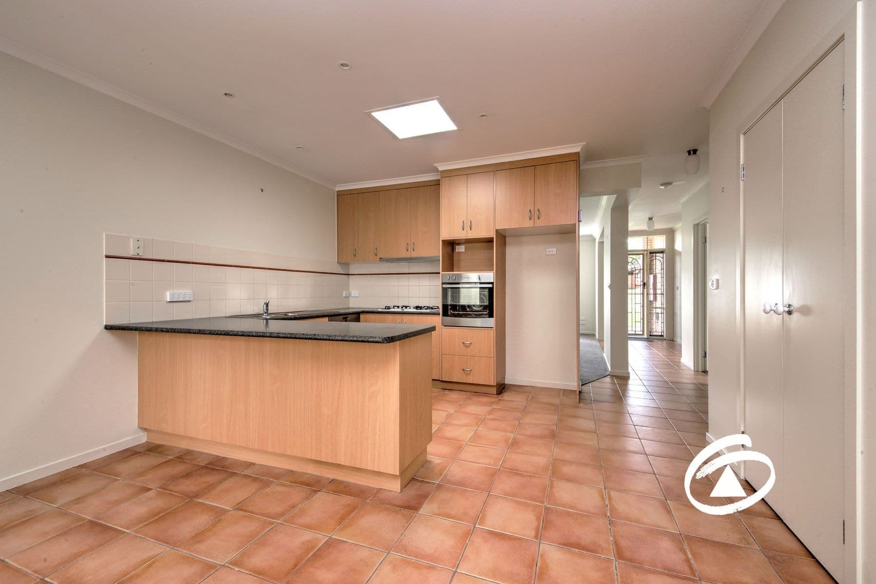 23 Wilona Way, Berwick VIC 3806, Berwick - Thumbnail 2