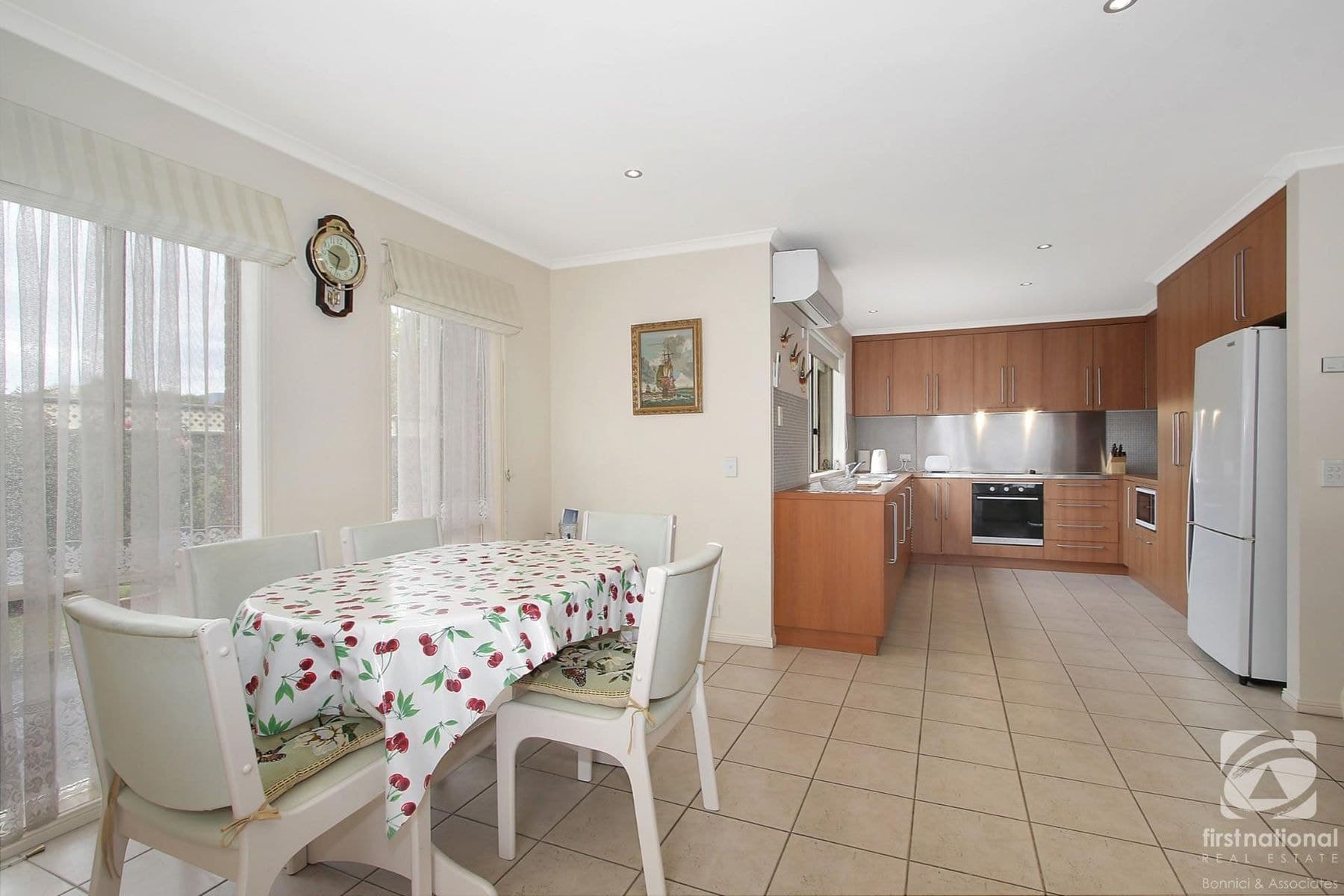 8 Yarrah Place, Myrtleford VIC 3737, Myrtleford - Thumbnail 4