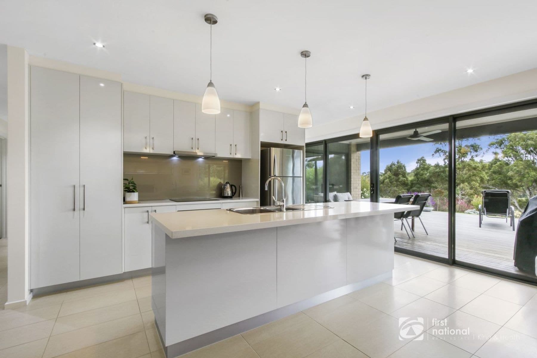 8 Leighton Bay Drive, Metung VIC 3904, Metung - Thumbnail 3