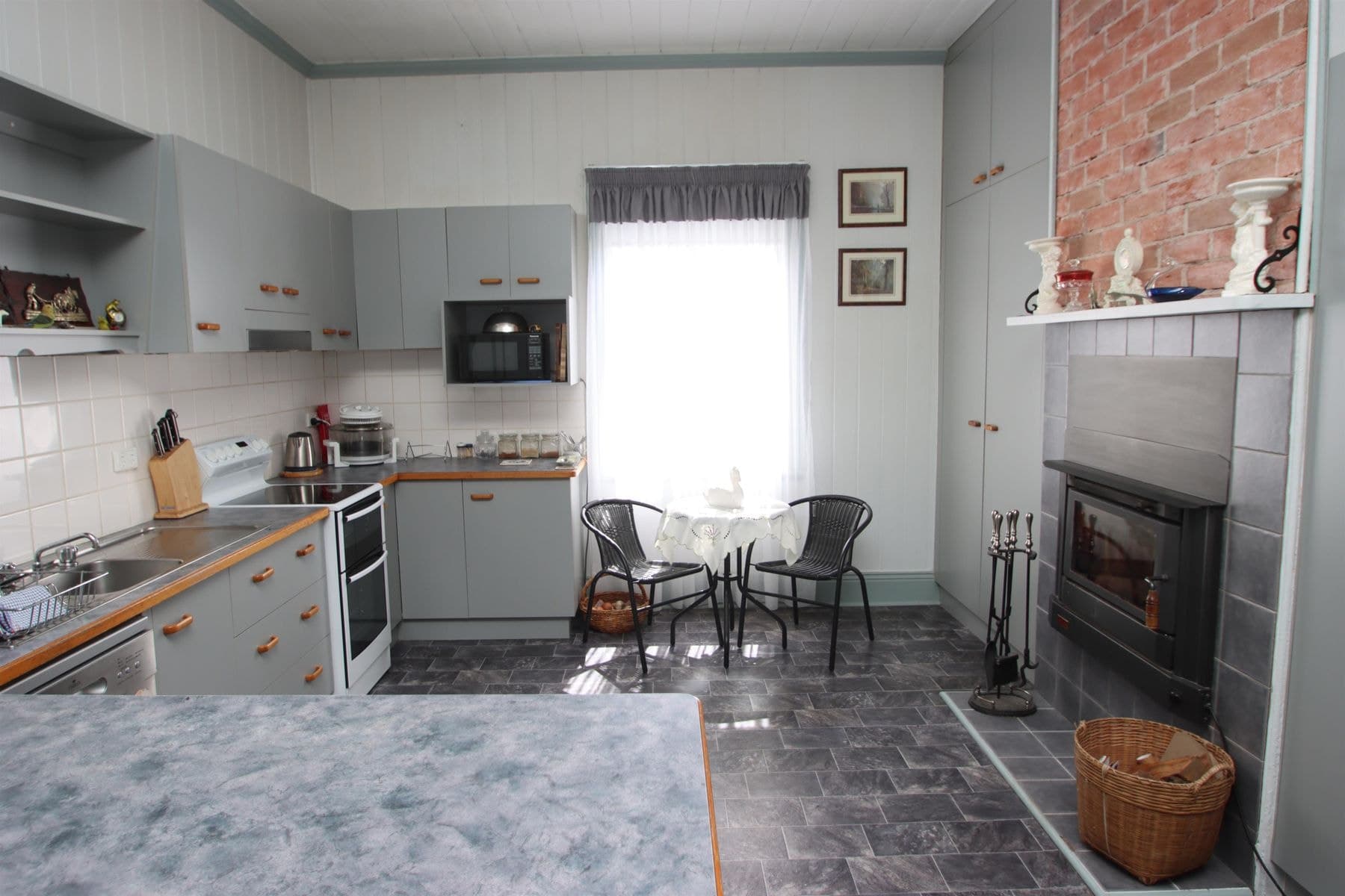 62 Wood Street, Tenterfield NSW 2372, Tenterfield - Thumbnail 5